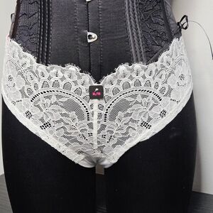 La Senza Lace Women’s Panties in White